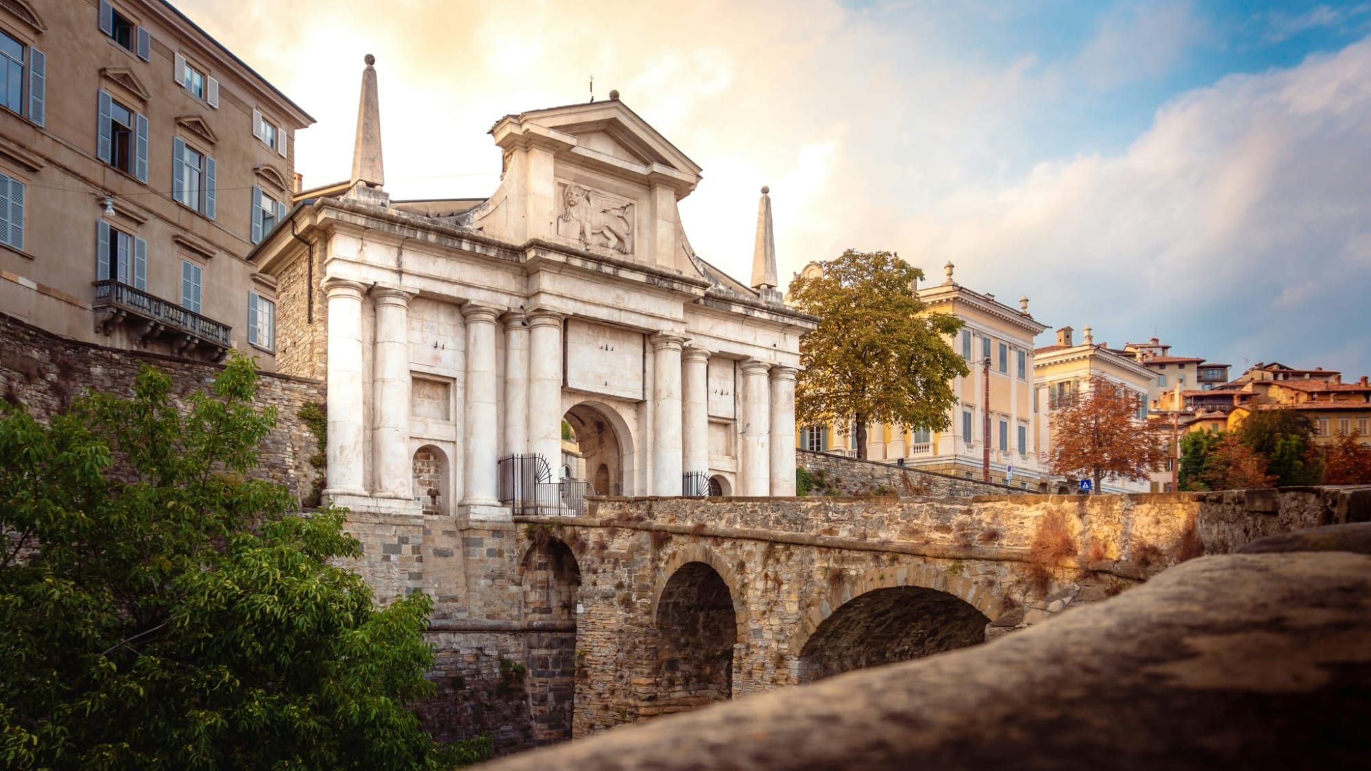 Porta San Giacomo, Bergamo